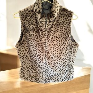 Leopard Print Sleeveless Vest size M EUC